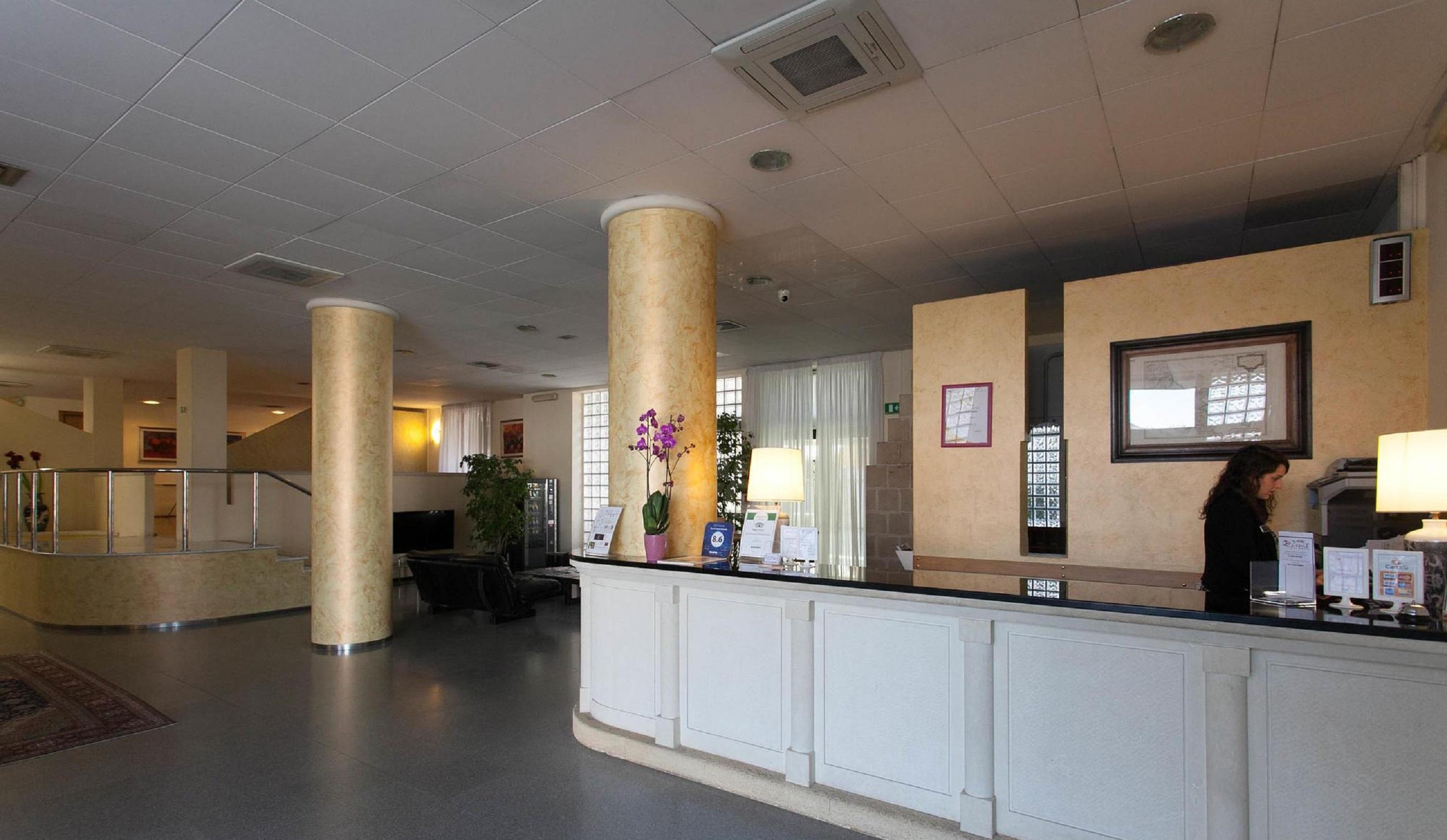 Hotel Zenit Salento 레체 외부 사진